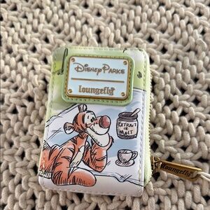 Loungefly Disney Parks Tigger Card Winnie the Pooh Holder with Green and Orange
